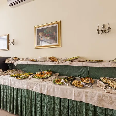 Ala Hotel 2*